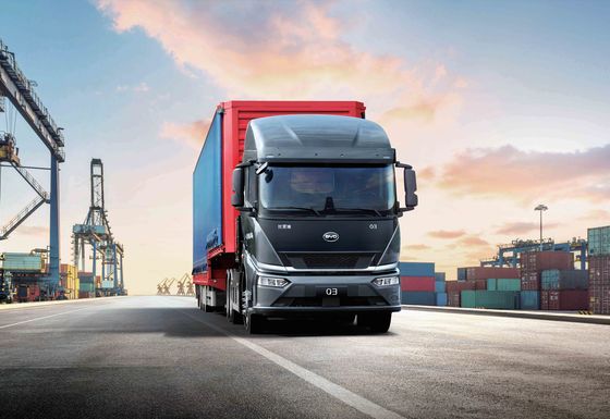 Q3 Tractor Lange Afstand Editie Multimedia Systeem Inbegrepen