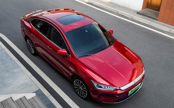 BYD's bestverkopende pure elektrische familie sedan, Qin plus EV, heeft een bereik van 500KM.
