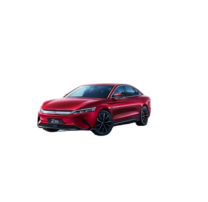 BYD's vlaggenschip zuiver elektrische sedan, de Han EV, heeft een ultra lange actieradius van 715 km met vierwielaandrijving.