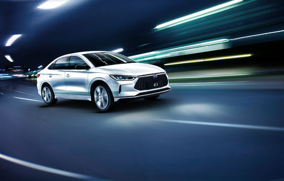 BYD Pure Electric E3 Taxi Heeft Een Bereik Van 401KM Soepel Vervoer