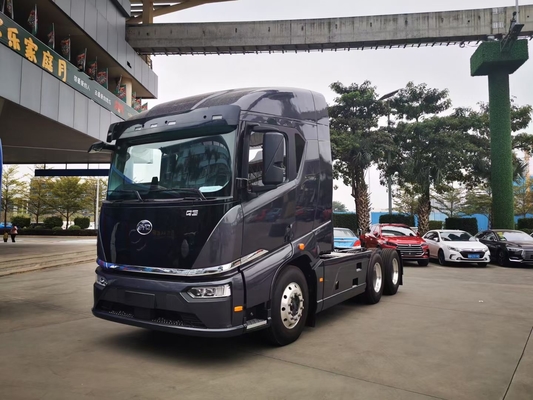 Warme verkoop 282 kilowatt uur elektriciteit, BYD 6x4 zuiver elektrische tractor gewijd aan het dok